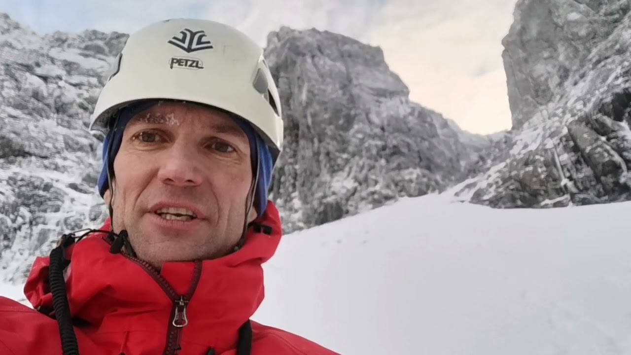 Ben Nevis winter climbing conditions 1st December 2021 YouTube