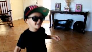 Nicki Minaj - Beez In The Trap (Clean) (2 year old singing chorus)