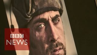 War photography: Guys with a '1000 yard stare'- BBC News