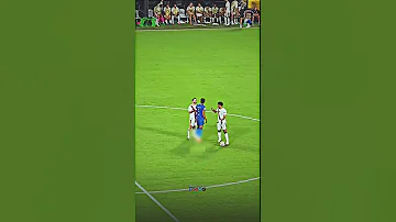 البليهي يستفز لاعبي السيتي بعد الهدف الرابع 