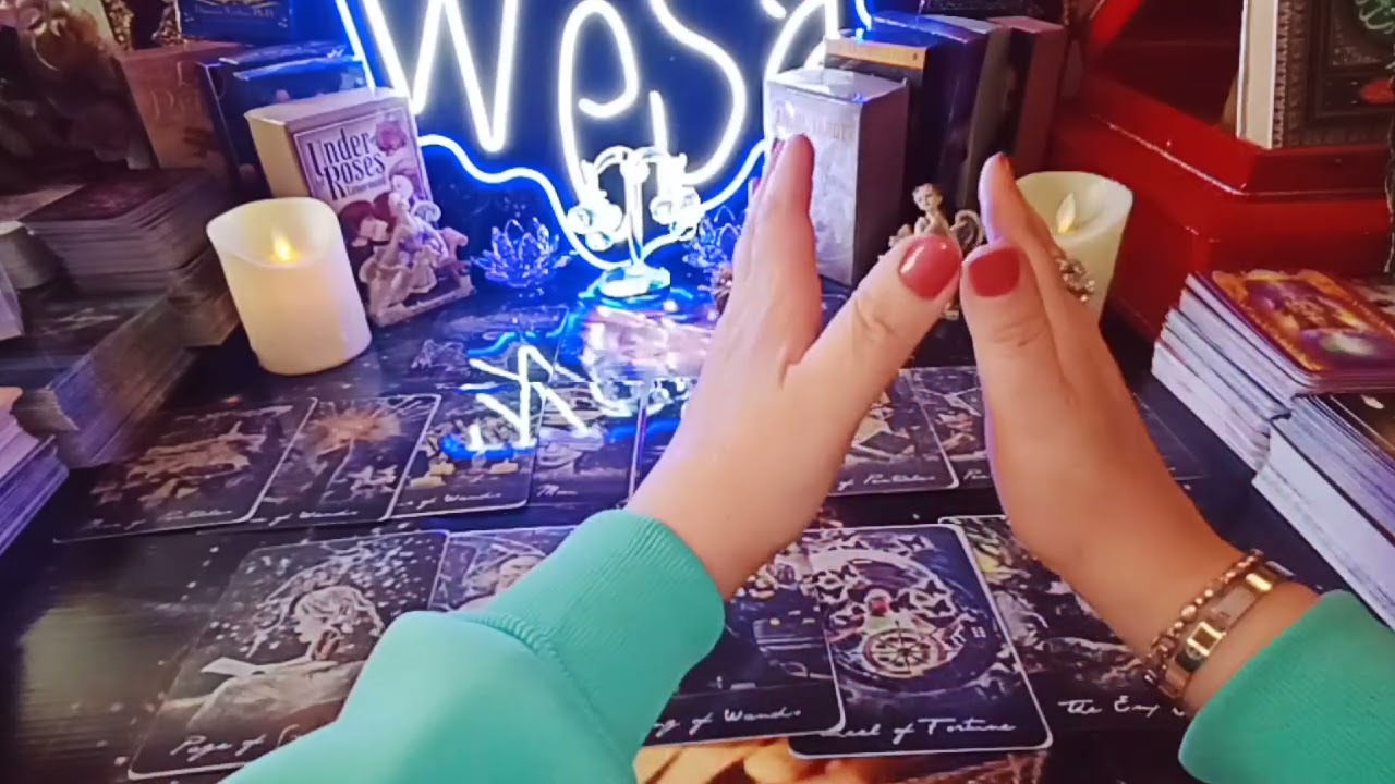 #برج_الجوزاء♊لا تقبل بالقليل🧏لانك تستحق الكثير🫂 مغامرة جديده🎢خلال الشهور القادمه📬ثق ف تؤام روحك👥