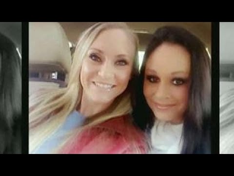Waitress says co-worker
