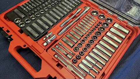 Milwaukee 106pc Ratchet and Socket Set
