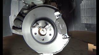 Volvo S90 Front Brake Pads and Rotor Replacement