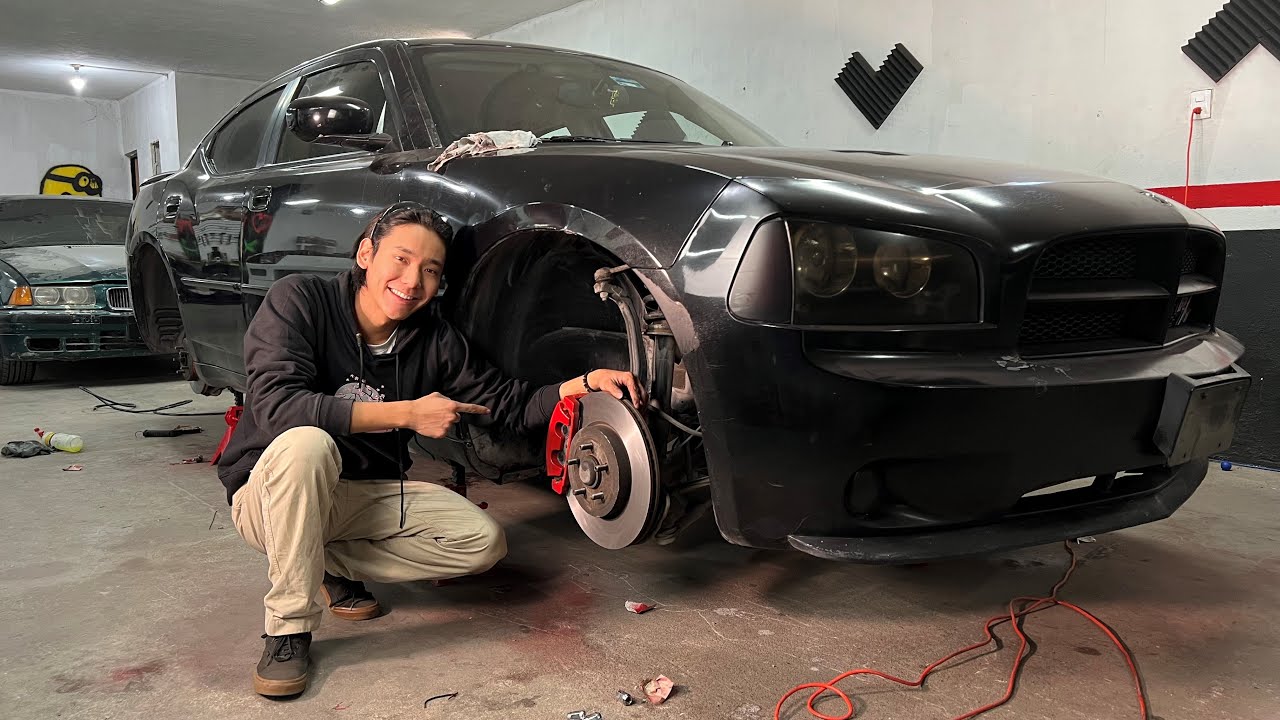 Reparando los frenos del Charger (Pintando Calipers) | Kenyi Nakamura