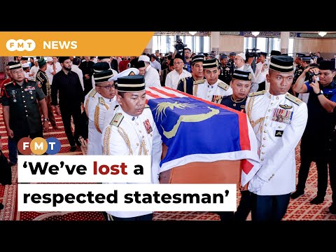 Tributes pour in