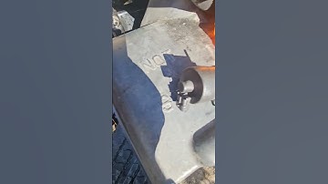 Replaced QCV (quality control valve) on DD13. #detroitdiesel #fuelsystem #diesel #freightliner