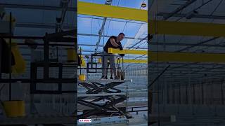 3 Minutes Of Smart Construction Workers. 01