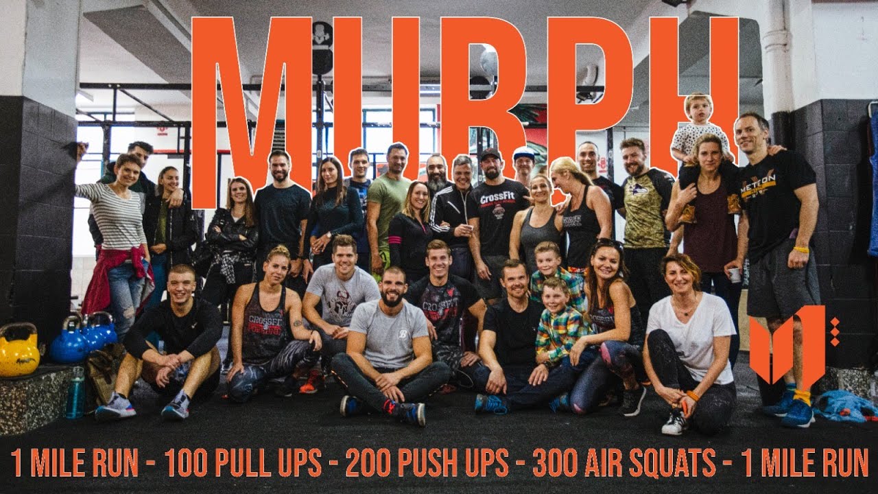 Radili smo Murph: 100 zgibova,200 sklekova,300 čučnjeva i 1600m trčanja na početku i kraju. KIDANJE!