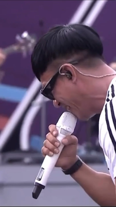 REPVBLIK Buat Galau Penonton Pake Lagu “Mantan” di Karnaval SCTV Wonogiri 2024