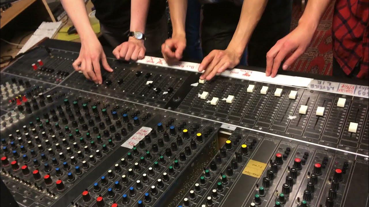 Teaching Hendrix style workflow and dubbing at HKU YouTube