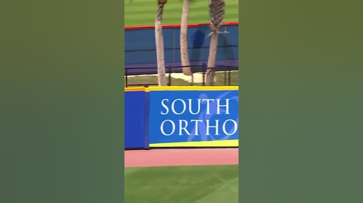 Juan Soto homers in his first AB as a Met! #juansoto #nymets #mets #mlb #springtraining