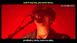 Arctic Monkeys - Suck it and see (inglés y español)
