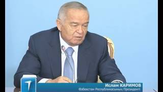 Ислам Каримов Астанаға келіп, ағынан жарылды