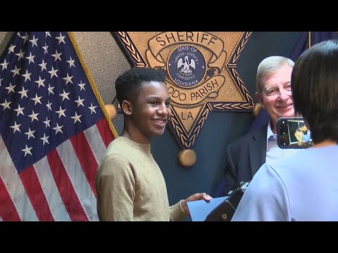 Young man receives Caddo Parish Sheriff Scholarship