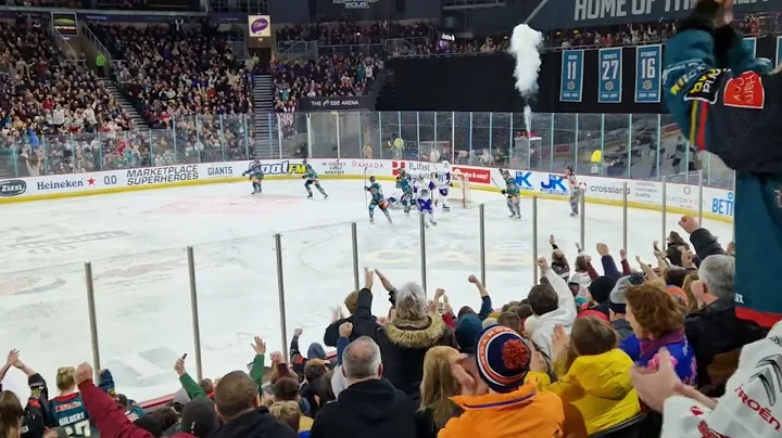 Belfast Giants - Glasgow Clan GOAL Scott Conway in...
