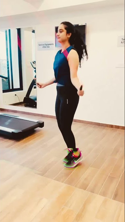 Jumpingout Hot Namitha Pramod workout #namithapramod #actress #hot #mallu #jumpingrope  #fitness