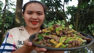 Amazing cooking Pig&#39;s Tongue With Pineapple recipe in my village