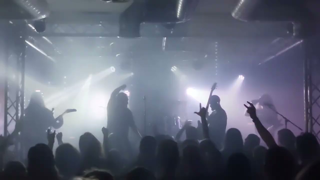 Akela - Rockernek Születtem/Megkísértelek (Roxxy Music Cafe - 2023.09.29)