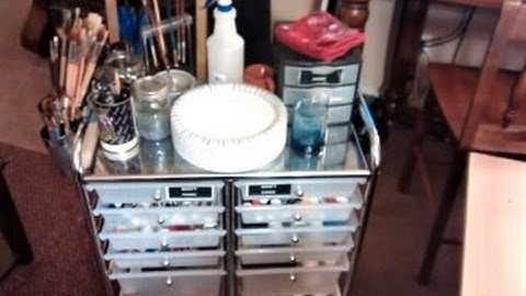 Unboxing and assembling the Honey Can Do Studio cart.