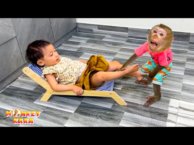 Why Monkey Kaka was upset and couldn't get her chair back class=