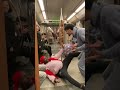 Accouchement dans le metro  naruto vs sasuke