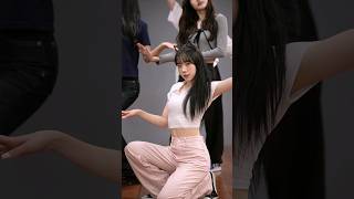 마지막에 카메라랑 장난 치는 여유 좀 봐