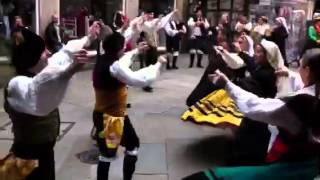 Danza Gallega en la Plaza del Toural en Santiago de Compost