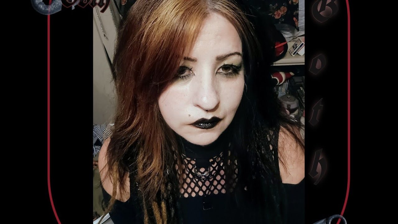 Simple Goth Makeup/