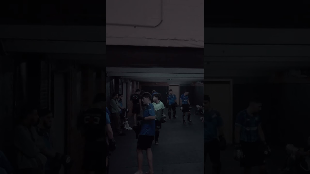 Ik breng jouw event in beeld vanuit de lucht.Overzicht van de ring.Publiek.Team.Actie van bovenaf.