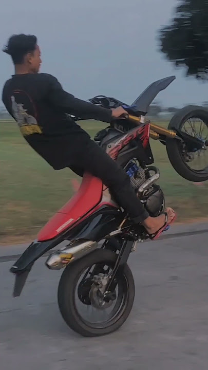 CRF Supermoto FREESTYLE