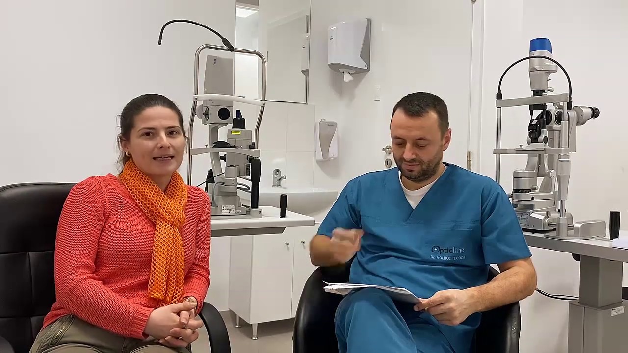 Pacienta operata cu cristalin Zeiss Trifocal Toric - Dr. Teodor Holhos