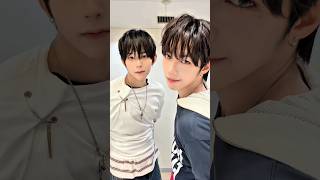 we're back 😉 #AHOF #아홉 #JL #제이엘 #CHIHEN #즈언