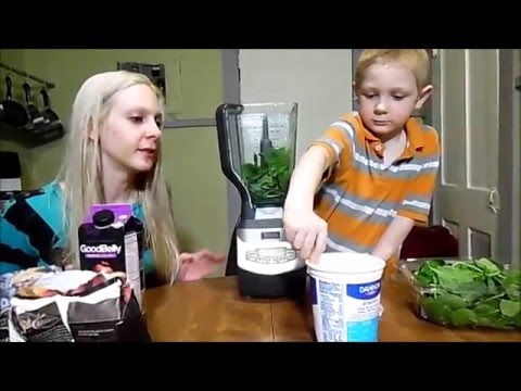 how-to-make-a-fruit-smoothie-with-kids!!