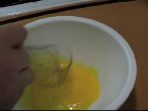 egg-nog-recipe-:-whipping-egg-yolks-for-egg-nog