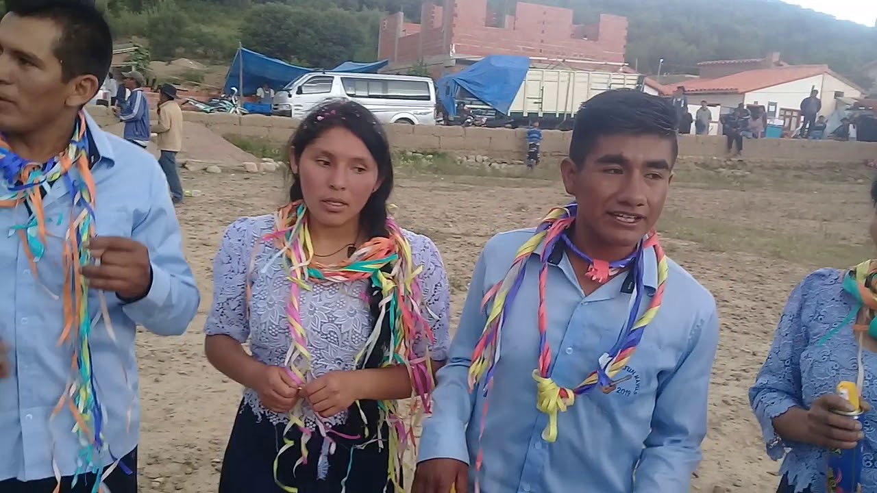 Pandilla los alegres jatun mayeños de icla