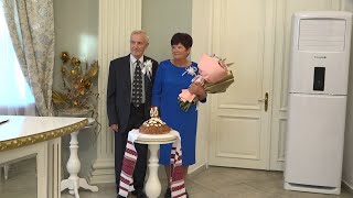 Снова молодожены. В отделе ЗАГС чествовали золотых юбиляров