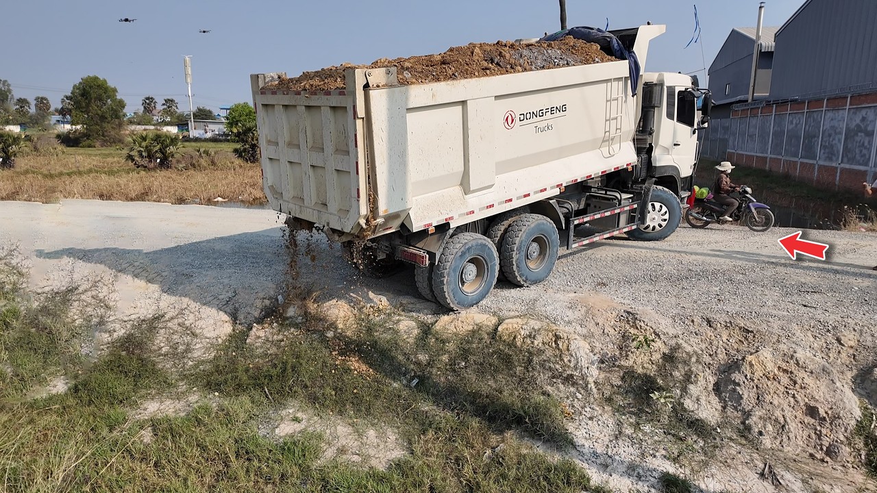 Amazing New Landfill! Talent 10-wheel Trucks Start filling [40x30] area & Push by Bulldozer DH-17-C3