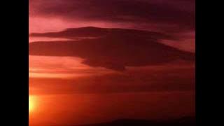 Download lagu Andrea Bocelli - A Volte Il Cuore