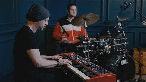 KALTENECKER - MARKO | Glitches (OFFICIAL VIDEO)