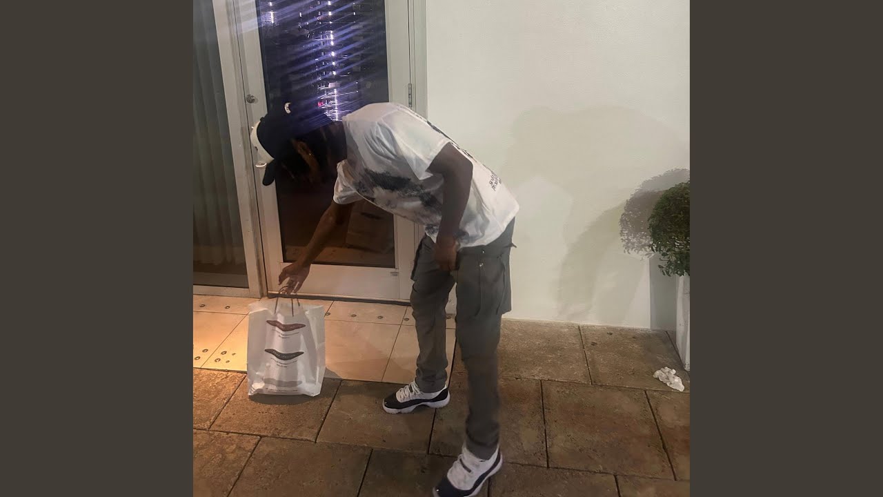Deep In The Bag (feat. Dblaxks & Tripz)