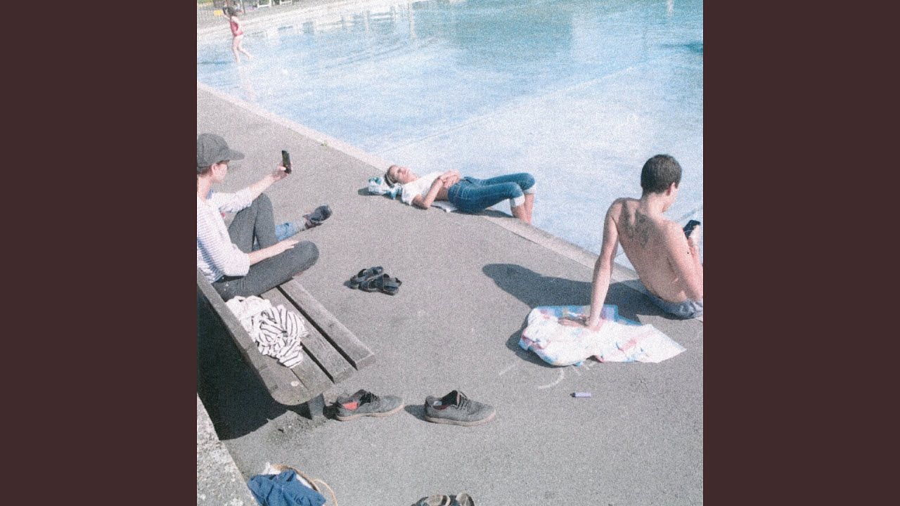 在 YouTube 上观看 Sunny House 在 YouTube 上观看 Sunny House