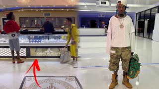 Sauce Walka & The Island Boy Almost Gets Into A 👊🏾 While Shopping For Jewelry