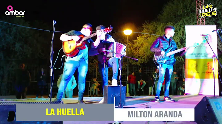 Milton Aranda y su conjunto en Villa Rio Bermejito...