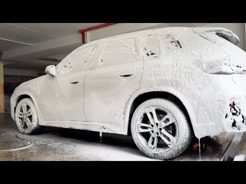 BMW X1 u11
