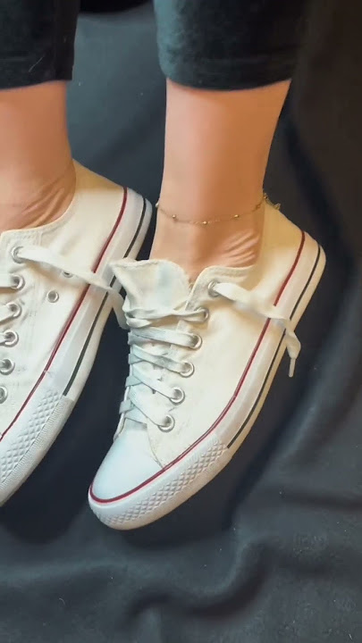 Shoeplay & Footplay | Red Nails & Beautiful Feet in Silky Nylons