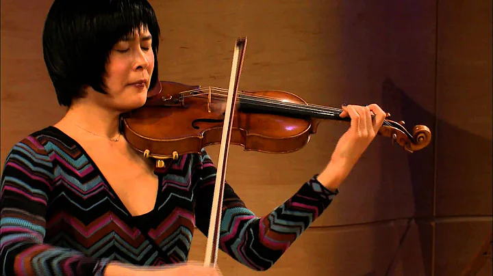 Jennifer Koh - Bach's Partita No 2 in D minor - WQ...