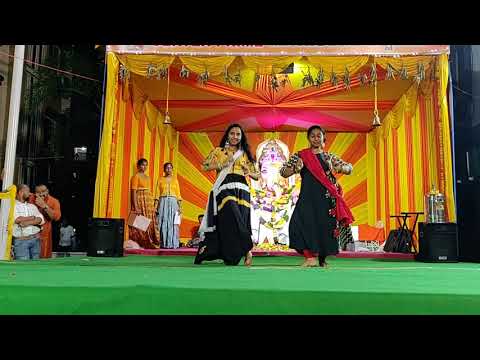 ekadantaya-vakratundaya-dance