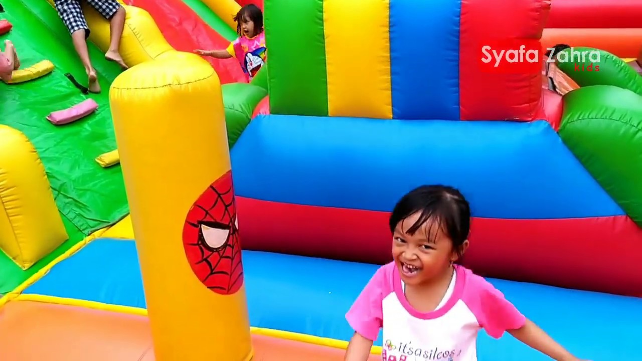 Kompilasi Mainan Anak Rumah Balon & Naik Odong odong - YouTube