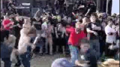 Avenged Sevenfold  - We Come Out At Night (Live at Warped Tour 2003)
